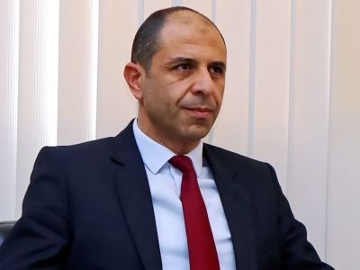 Özersay: “Greek Cypriot side spends efforts to prevent change in UN Peacekeeping Force”