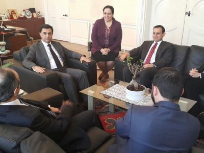 https://mfa.gov.ct.tr/wp-content/uploads/2015/02/DB-Özdil-Nami-İngiltere-temasları-çerçevesinde-İngiltere-Kıbrıs-Türk-Ticaret-Odası-heyeti-ile-biraraya-geldi..jpg