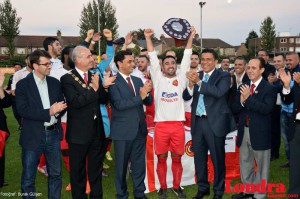 Minister of Foreign Affairs Nami presents “Charity Shield”cup of Turkish Cypriot Football Federation