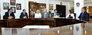 Dışişleri Bakanı Emine Çolak,  Girne Amerikan Üniversitesi ve  “Uluslararası İşbirliği ve Yatırım Zirvesi” çalışmaları için KKTC’de bulunan konukları kabul etti. 